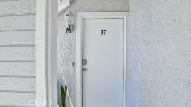 37 Terrace Circle, Laguna Niguel CA: https://media.crmls.org/medias/28f4d52a-d5f9-4219-a397-5d312c74d740.jpg