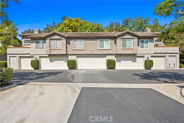 35 Wisteria Place, Aliso Viejo CA: https://media.crmls.org/medias/28f644c8-4db1-4a9c-b050-d01133593494.jpg