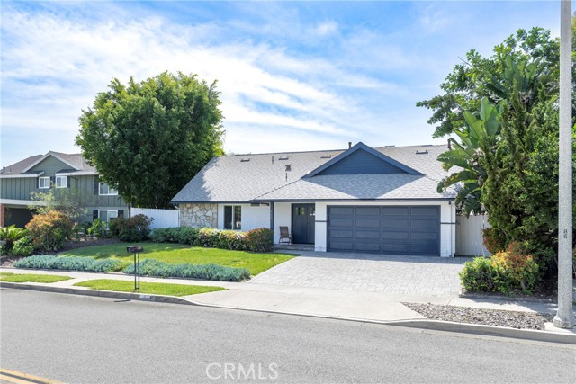 Image 3 of 60 For 673 Cliffwood