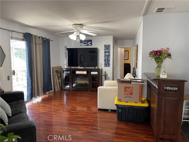 20701 Beach Blvd, Huntington Beach CA: https://media.crmls.org/medias/28f741c9-d669-475e-a682-cb84b8b0bdc9.jpg
