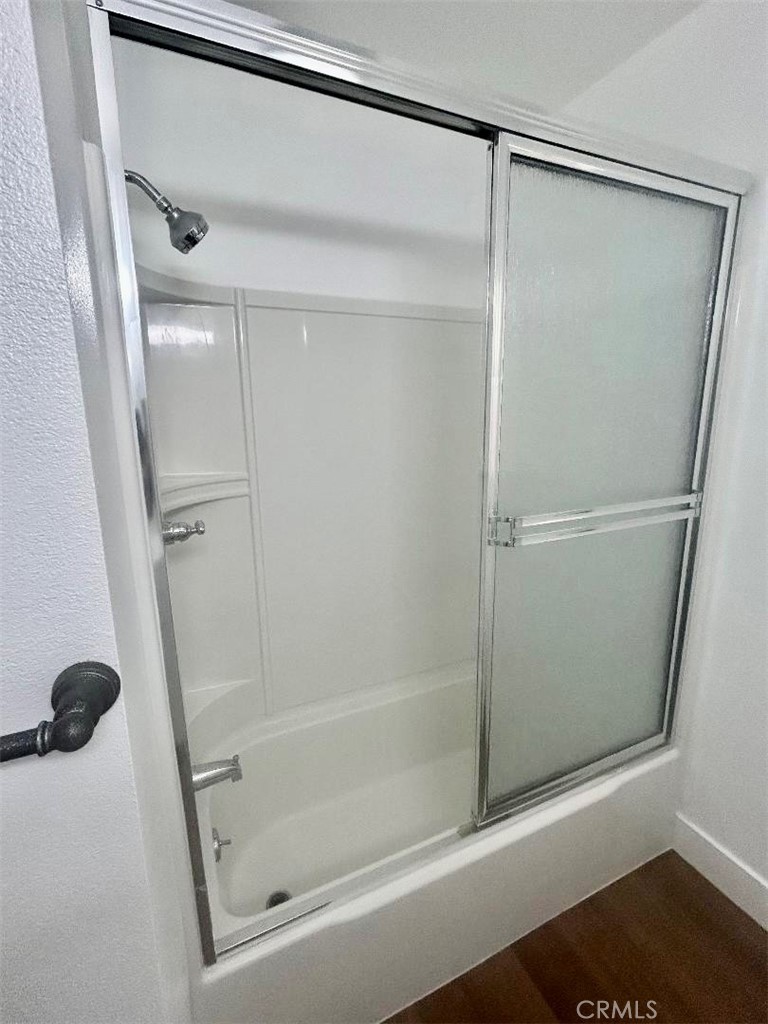 https://media.crmls.org/medias/28f74ea4-cb6d-46ca-b200-078f7dbf5dd2.jpg?preset=X-Large