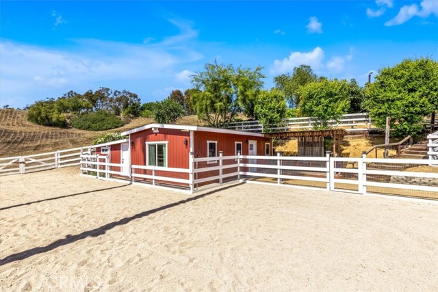 Image 5 of 72 For 27151 Mission Hills Drive
