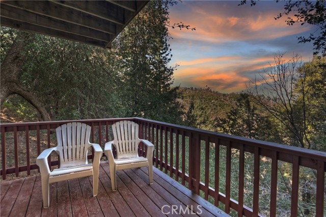 Detail Gallery Image 27 of 48 For 1162 Brentwood Dr, Lake Arrowhead,  CA 92352 - 3 Beds | 2/1 Baths
