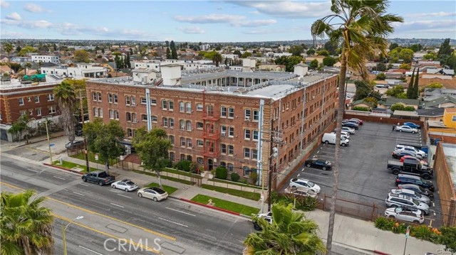 Detail Gallery Image 4 of 38 For 4125 S Figueroa St #101,  Los Angeles,  CA 90037 - 2 Beds | 1 Baths