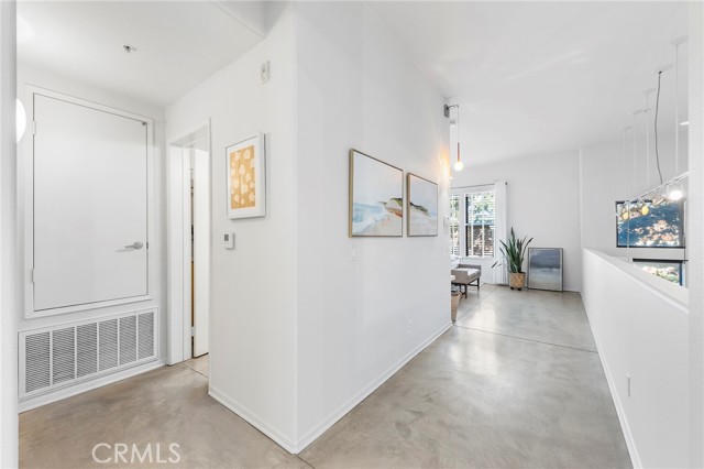 Detail Gallery Image 42 of 47 For 210 N Spurgeon St, Santa Ana,  CA 92701 - 1 Beds | 1/1 Baths