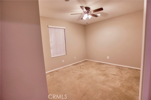 Detail Gallery Image 15 of 25 For 1350 Benchmark St, Beaumont,  CA 92223 - 3 Beds | 2 Baths