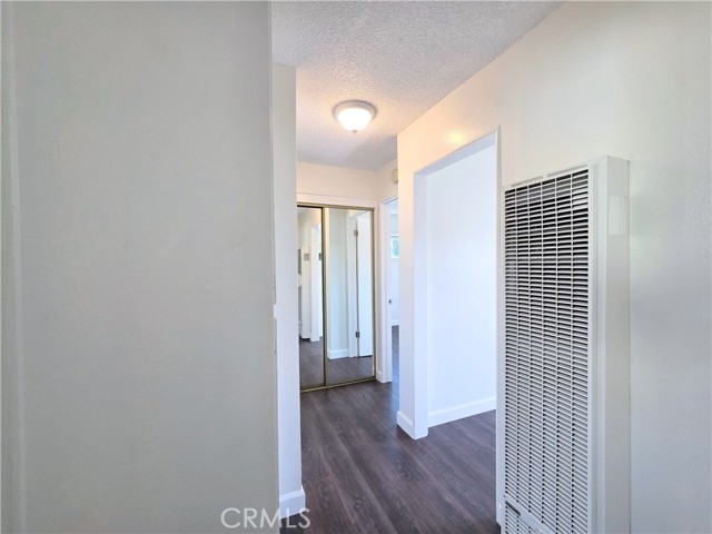 Image 17 of 27 For 5611 Orange Ave