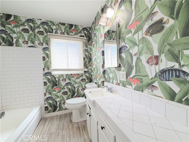 Detail Gallery Image 11 of 17 For 10360 Haskell, Granada Hills,  CA 91344 - 3 Beds | 2 Baths