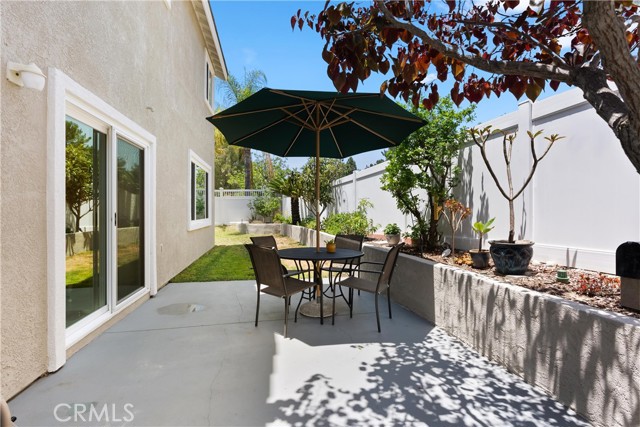 8 Chatri Circle, Lake Forest CA: https://media.crmls.org/medias/28fd2108-26d6-4ad0-a8e1-9a031cf90f6a.jpg
