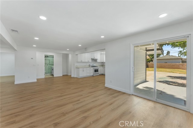 Detail Gallery Image 10 of 39 For 2105 Genevieve, San Bernardino,  CA 92405 - 3 Beds | 2 Baths