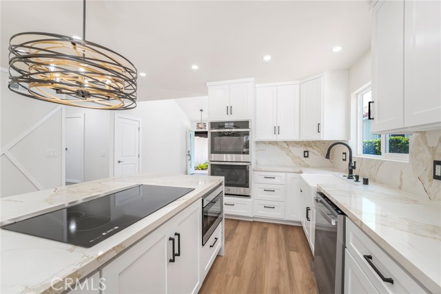 15071 Talley Street, Irvine CA: https://media.crmls.org/medias/28fe1e76-9515-4126-9d0b-a21e4b14f4a4.jpg