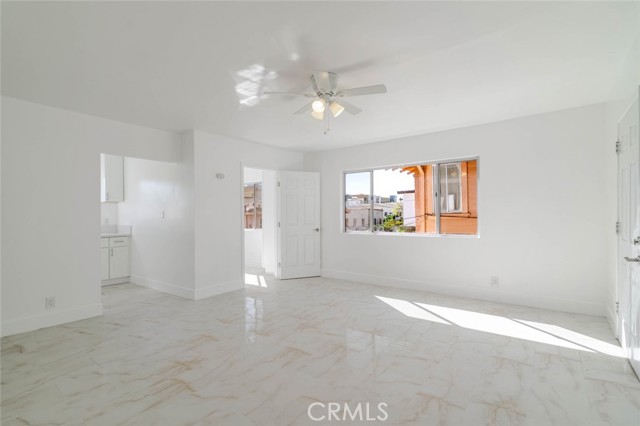 Detail Gallery Image 6 of 22 For 1116 S Berendo St #6,  Los Angeles,  CA 90006 - 3 Beds | 1 Baths