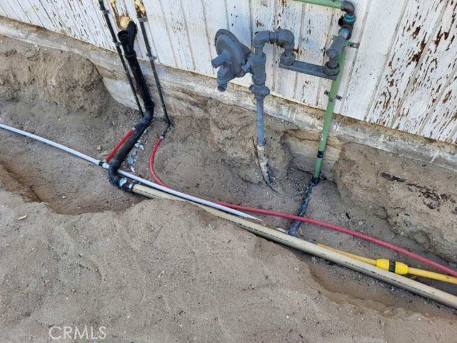 Detail Gallery Image 36 of 37 For 13807 Carson, Trona,  CA 93562 - 4 Beds | 1 Baths