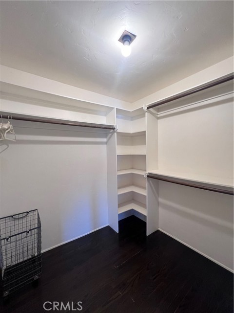 Detail Gallery Image 26 of 27 For 2444 the Strand, Hermosa Beach,  CA 90254 - 4 Beds | 3/1 Baths