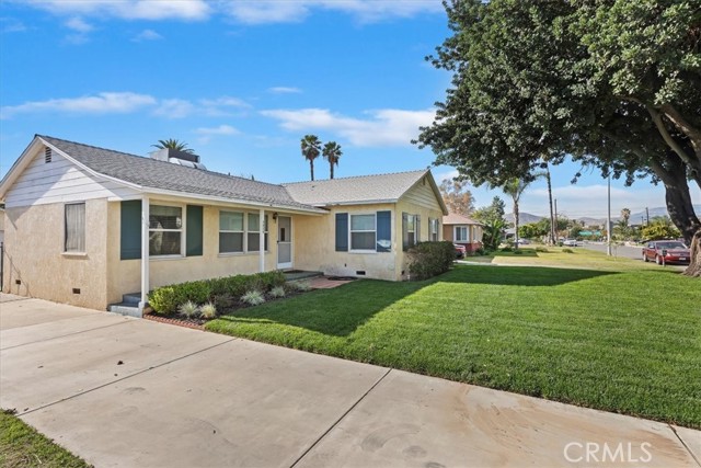 Detail Gallery Image 4 of 50 For 3826 Stansell Dr, Riverside,  CA 92501 - 4 Beds | 2 Baths