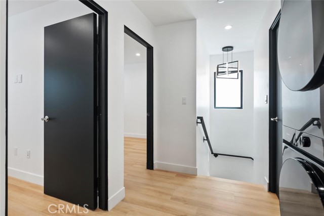 Detail Gallery Image 5 of 14 For 2631 Cochran Ave, Los Angeles,  CA 90016 - 3 Beds | 2/1 Baths