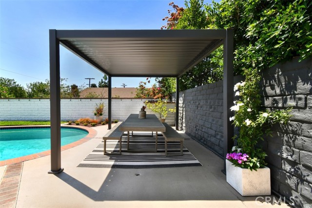 12614 Morrison Street, Valley Village CA: https://media.crmls.org/medias/29011244-0fd5-4627-814e-86b3a472f82d.jpg