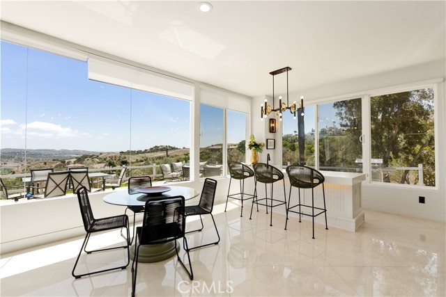 Detail Gallery Image 17 of 52 For 3610 Monserate Hill Ct, Fallbrook,  CA 92028 - 4 Beds | 3/1 Baths