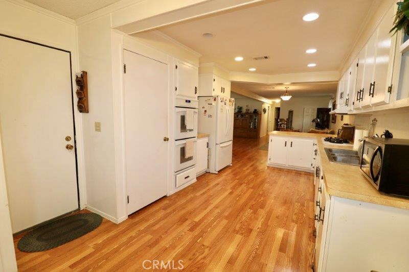 MLS #OC25238608 image #30