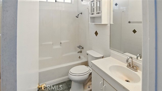 Detail Gallery Image 14 of 19 For 288 E 48th St, San Bernardino,  CA 92404 - 3 Beds | 2 Baths