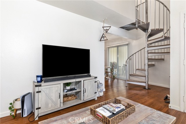 41 Thomas Court, Templeton CA: https://media.crmls.org/medias/29024855-139d-482d-a1a8-02ef5b8efaa1.jpg