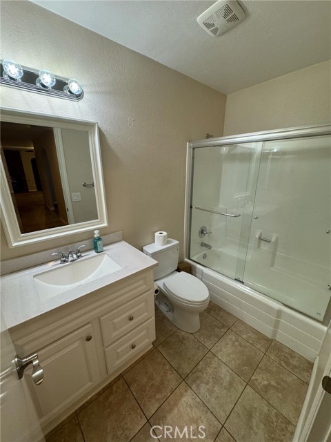 Detail Gallery Image 9 of 18 For 1505 Morro Way, Lake Elsinore,  CA 92530 - 3 Beds | 2 Baths