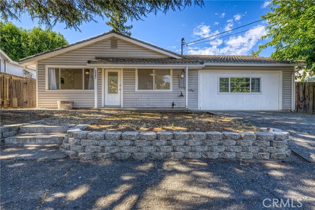 Detail Gallery Image 4 of 56 For 6907 Laurel Del Dr, Lucerne,  CA 95458 - 4 Beds | 1/1 Baths
