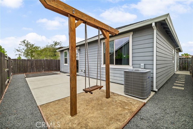 2851 Pin Oak Lane, Chico CA: https://media.crmls.org/medias/2904575f-c49c-492b-95e8-7826b7470c2b.jpg
