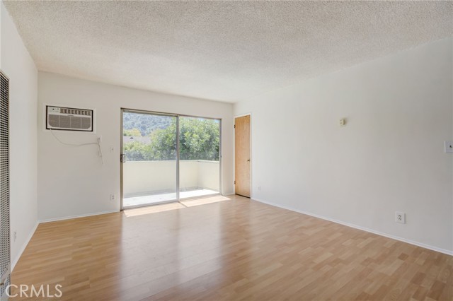 Detail Gallery Image 8 of 32 For 241 S Avenue 57 #212,  Los Angeles,  CA 90042 - 2 Beds | 2 Baths