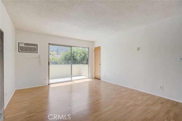 Detail Gallery Image 8 of 32 For 241 S Avenue 57 #212,  Los Angeles,  CA 90042 - 2 Beds | 2 Baths