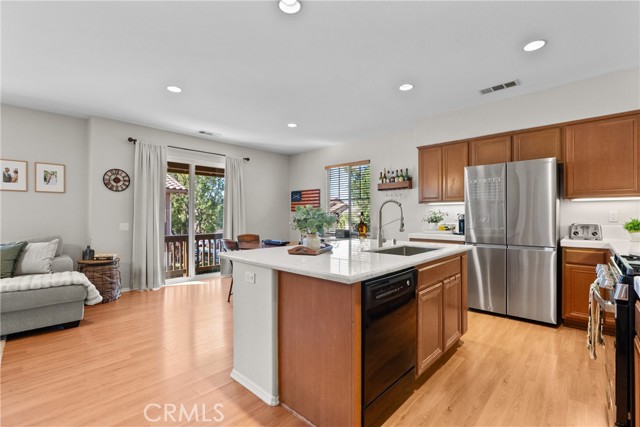 Detail Gallery Image 6 of 48 For 24019 Amphora, Valencia,  CA 91354 - 2 Beds | 2 Baths