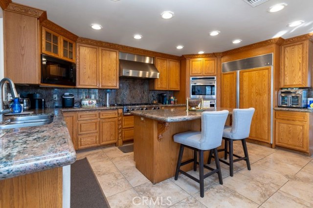 Detail Gallery Image 43 of 61 For 680 W Byron Ct, Upland,  CA 91784 - 6 Beds | 5 Baths