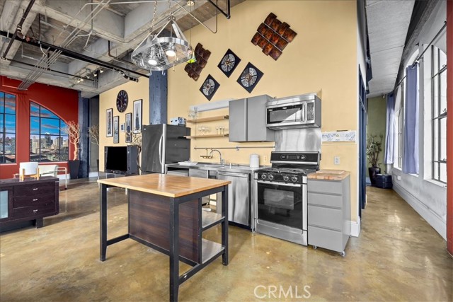315 E 8th #1203 Street, Los Angeles CA: https://media.crmls.org/medias/2905ef2d-a770-401b-81eb-ad29b6c352b5.jpg