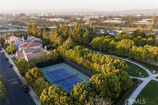 Detail Gallery Image 24 of 28 For 34 Montgomery, Newport Beach,  CA 92660 - 5 Beds | 4/1 Baths