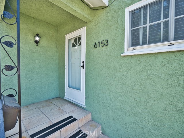 Detail Gallery Image 6 of 39 For 6153 Clybourn Ave, North Hollywood,  CA 91606 - 6 Beds | 4 Baths