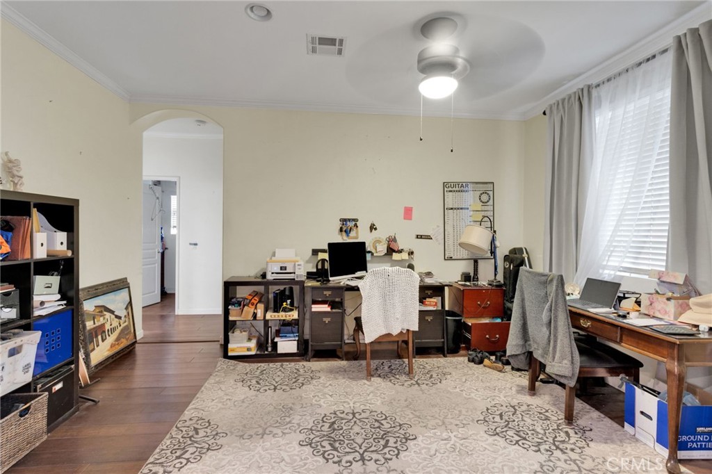 https://media.crmls.org/medias/29080637-ac65-437c-b59b-25eb9c161e98.jpg?preset=X-Large