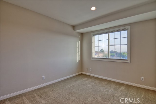 Detail Gallery Image 16 of 22 For 1021 Cravens Ave #15,  Torrance,  CA 90501 - 3 Beds | 2/1 Baths