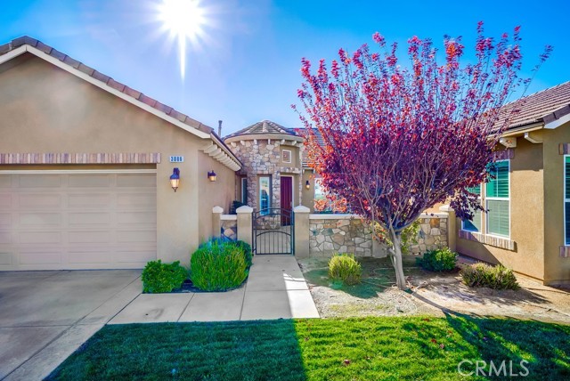 Detail Gallery Image 5 of 75 For 3086 Crystal Ridge Ln, Colton,  CA 92324 - 6 Beds | 5/1 Baths