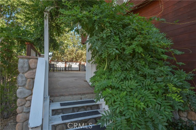 971 Grass Valley, Lake Arrowhead CA: https://media.crmls.org/medias/290b9214-f217-455a-86a3-1a943a9209b2.jpg
