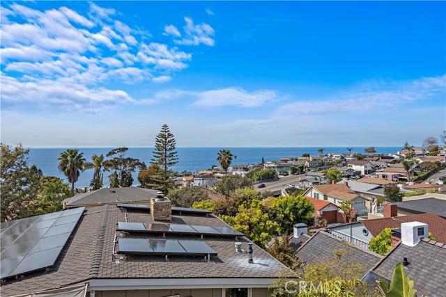 Detail Gallery Image 12 of 27 For 2873 Rounsevel, Laguna Beach,  CA 92651 - 2 Beds | 2 Baths