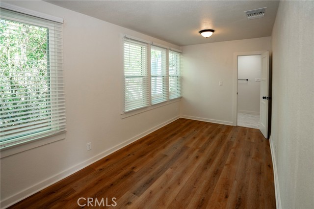 Detail Gallery Image 10 of 16 For 308 S Buena Vista St, Redlands,  CA 92373 - 3 Beds | 2 Baths