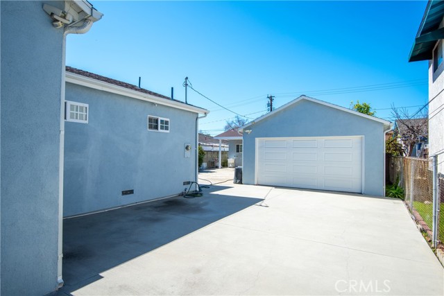 5813 Kauffman Avenue, Temple City CA: https://media.crmls.org/medias/290c3527-358e-479e-bf94-7d12fe06a04f.jpg