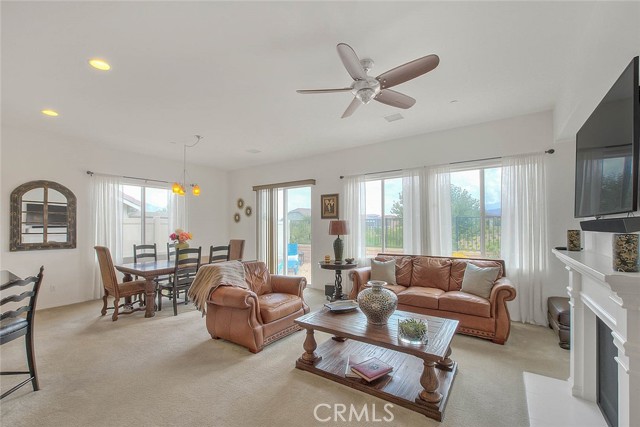322 Forked Run, Beaumont CA: https://media.crmls.org/medias/290c58ed-8a22-45b4-a2c3-c6f32cddd93f.jpg