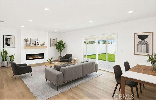 Front Image Thumbnail for CRPW26084856