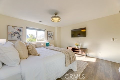 Detail Gallery Image 11 of 20 For 3620 Altamont, Los Angeles,  CA 90065 - 3 Beds | 3 Baths