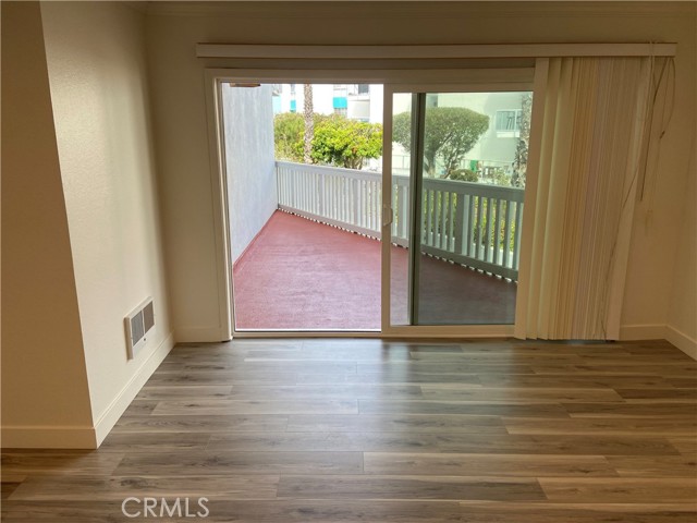 bedroom to balcony