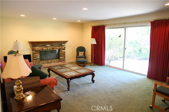 Detail Gallery Image 21 of 61 For 18543 Chatsworth St, Northridge,  CA 91326 - 5 Beds | 2/1 Baths