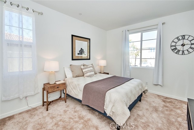 Detail Gallery Image 29 of 44 For 34955 S Serano Sq, Yucaipa,  CA 92399 - 5 Beds | 4 Baths