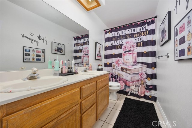 Detail Gallery Image 27 of 39 For 9711 Touchstone, Bakersfield,  CA 93311 - 6 Beds | 3 Baths