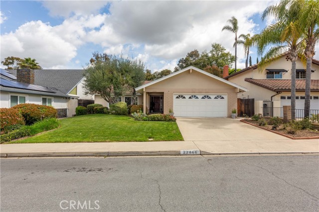 22866 Belquest Dr, Lake Forest, CA 92630